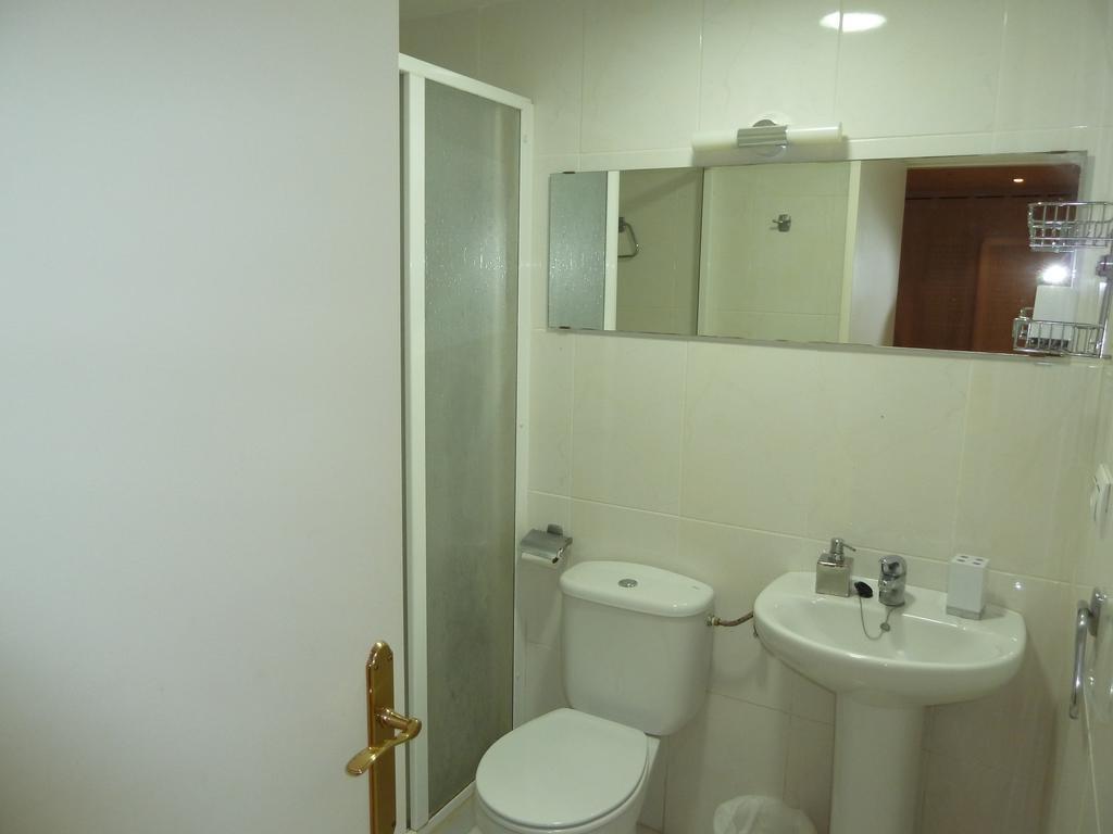 Restaurant Fonda Giralt Hotel Amer Cameră foto
